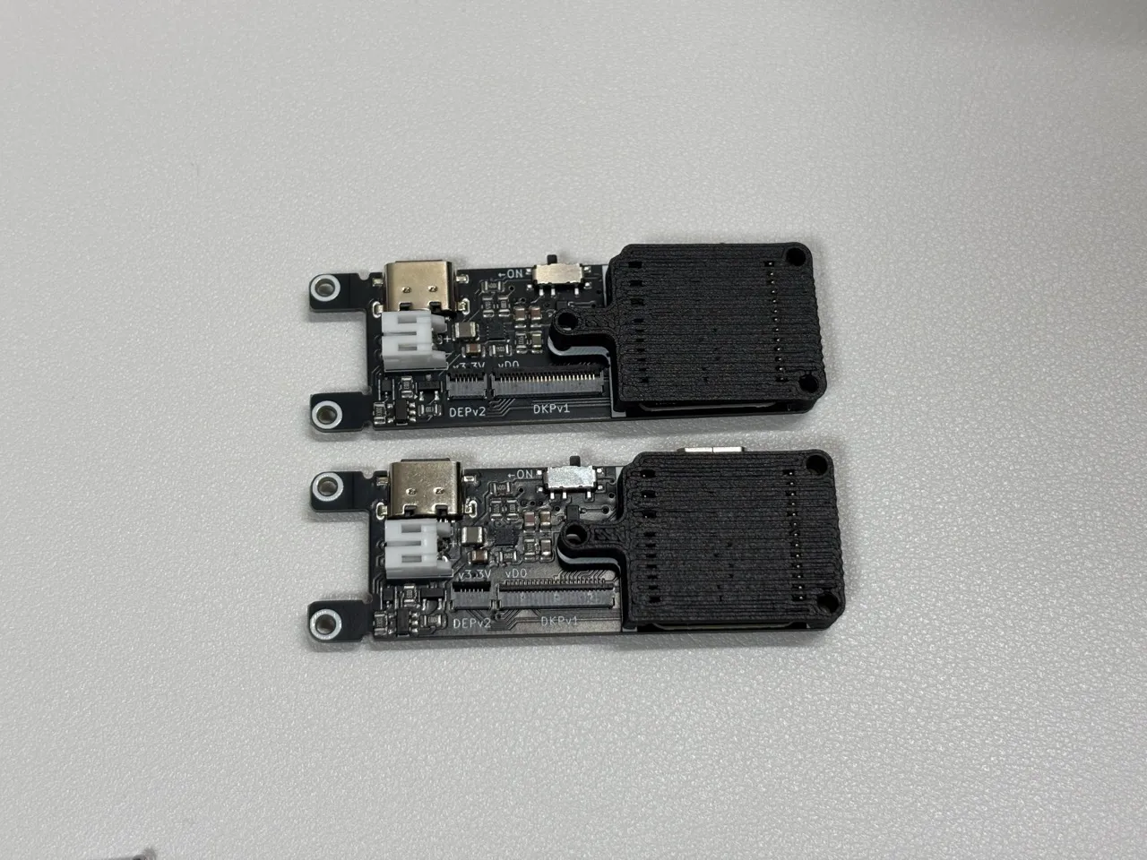 左右のカバー取り付け完了