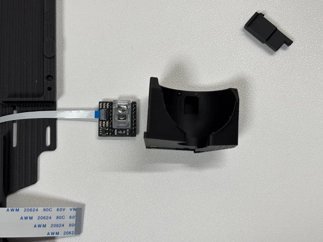 センサー基板の挿入(途中 1)