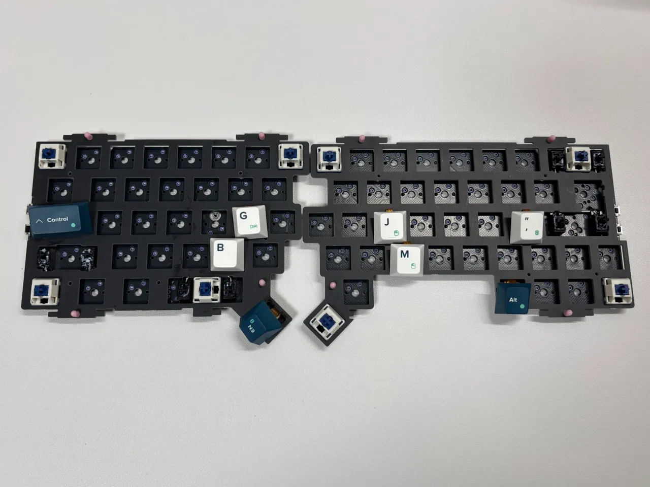 タッチセンサー全体の取り付け完了